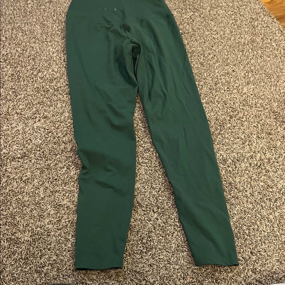 Balance Women's Green Leggings - Picture 3 of 4